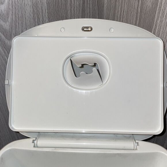 White Dexbaby Model 1924010 White Wired Electrical Baby Wipe Warmer Ultra Works - Picture 7 of 15